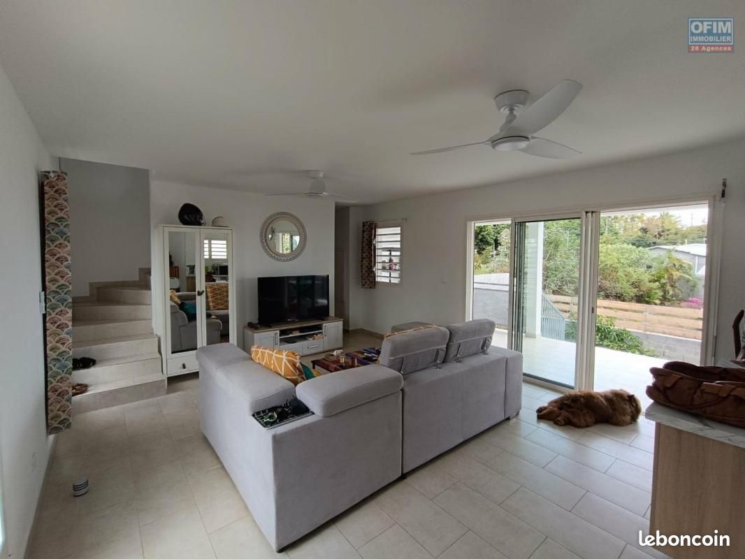 Maison 2 pièces 83 m² · à Saint-Pierre · 83 m² · 325 000 €