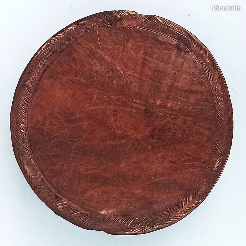 BELLE BOÎTE RONDE En Cuir Martelé Travail Artisanal Cuir Fauve Touareg
