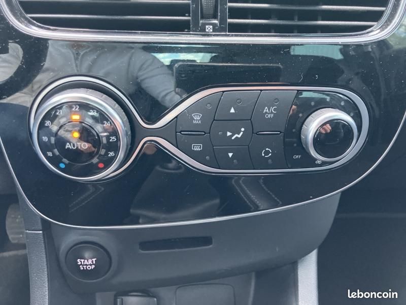 Renault Clio 1.5 dCi 90ch energy Intens 5p (image 16)