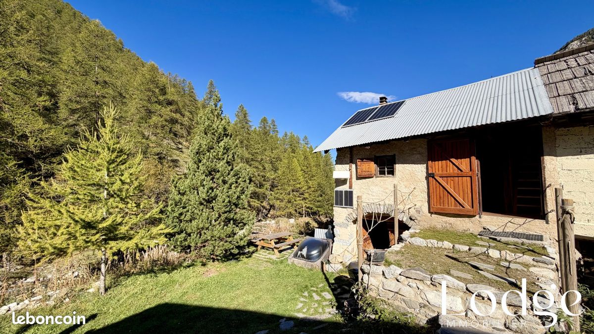 Maison 3 pièces 49 m² · à Villar-Saint-Pancrace · 49 m² · 299 000 €