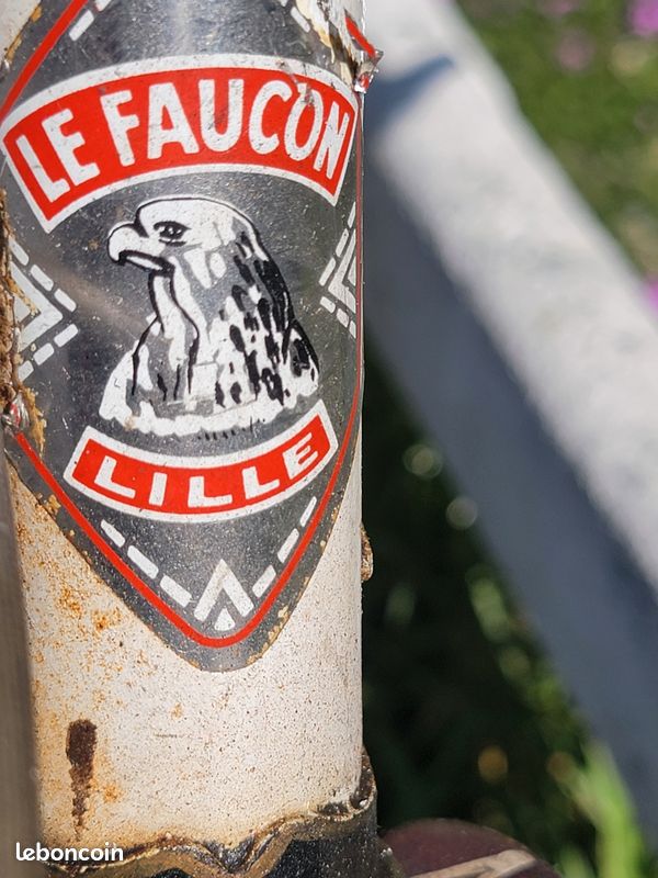 Très ancien vélo vintage marque LE FAUCON ( produit des années 60/70 à Marc-en -Baroeul) (image 1)
