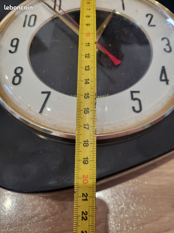 PENDULE VEDETTE TRANSISTOR en formica années 60 fonctionne,era lip,jazz,vedette EUR 19,00 - FR