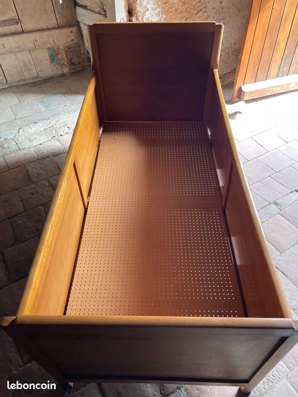 Lit enfant complet avec matelas en TBE (image 4)