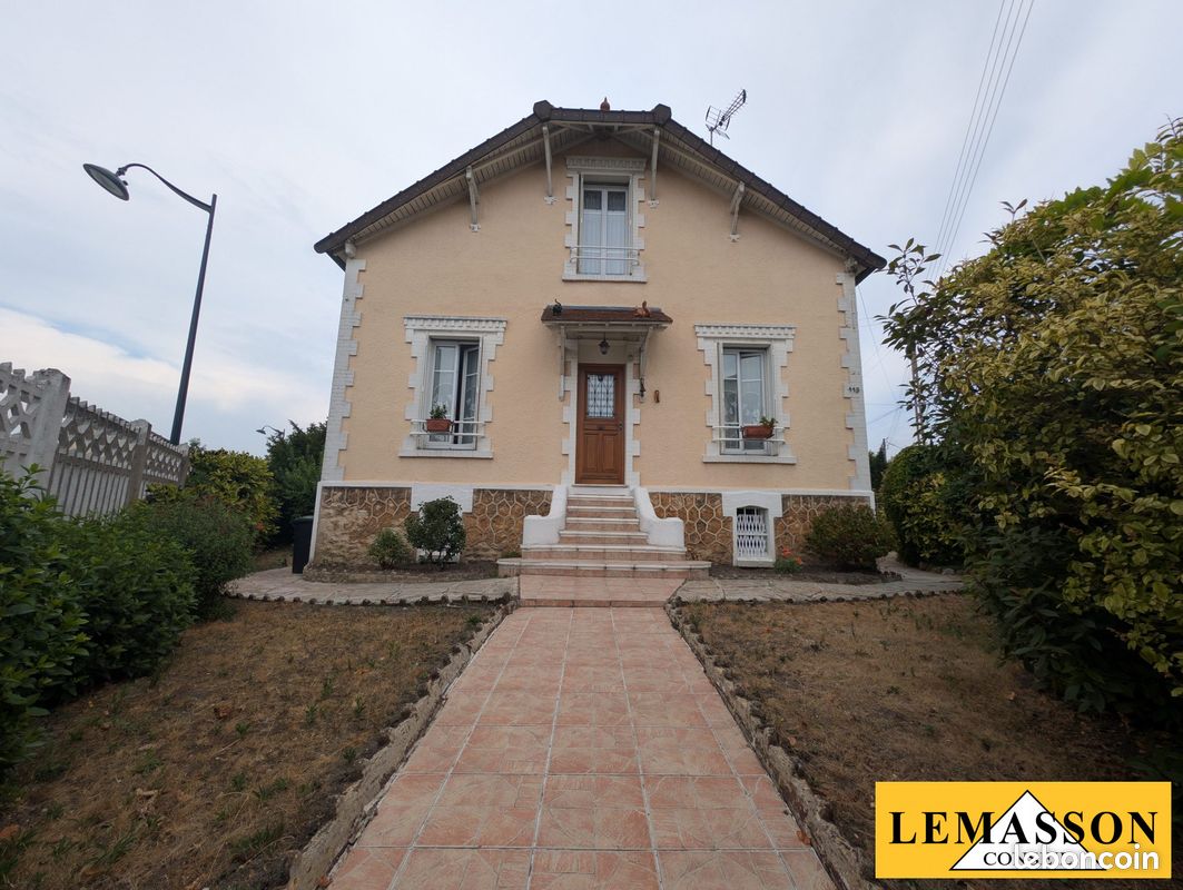 Maison 4 pièces 85 m² · au Blanc-Mesnil · 85 m² · 293 000 €