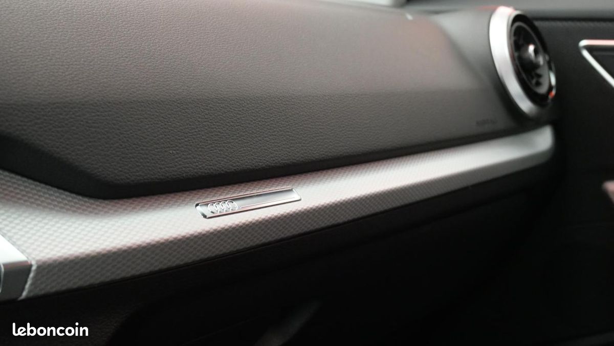 Audi Q2 35 TFSI 150 S tronic 7 Design (image 2)