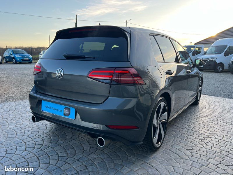 Volkswagen Golf VII GTI Performance 245Cv Phase II DSG7 - CarPlay - ACC - Alcantara - Jantes 18 - Sièges Chauffants - 05/2019 (image 2)