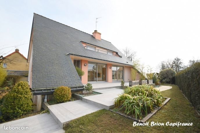 Maison 7 pièces 140 m²