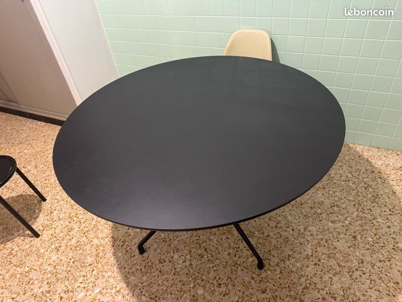 Table à manger HAY (image 4)
