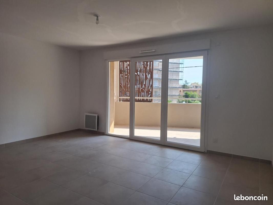Appartement a louer frejus - 3 pièce(s) - 62 m2 - Surfyn
