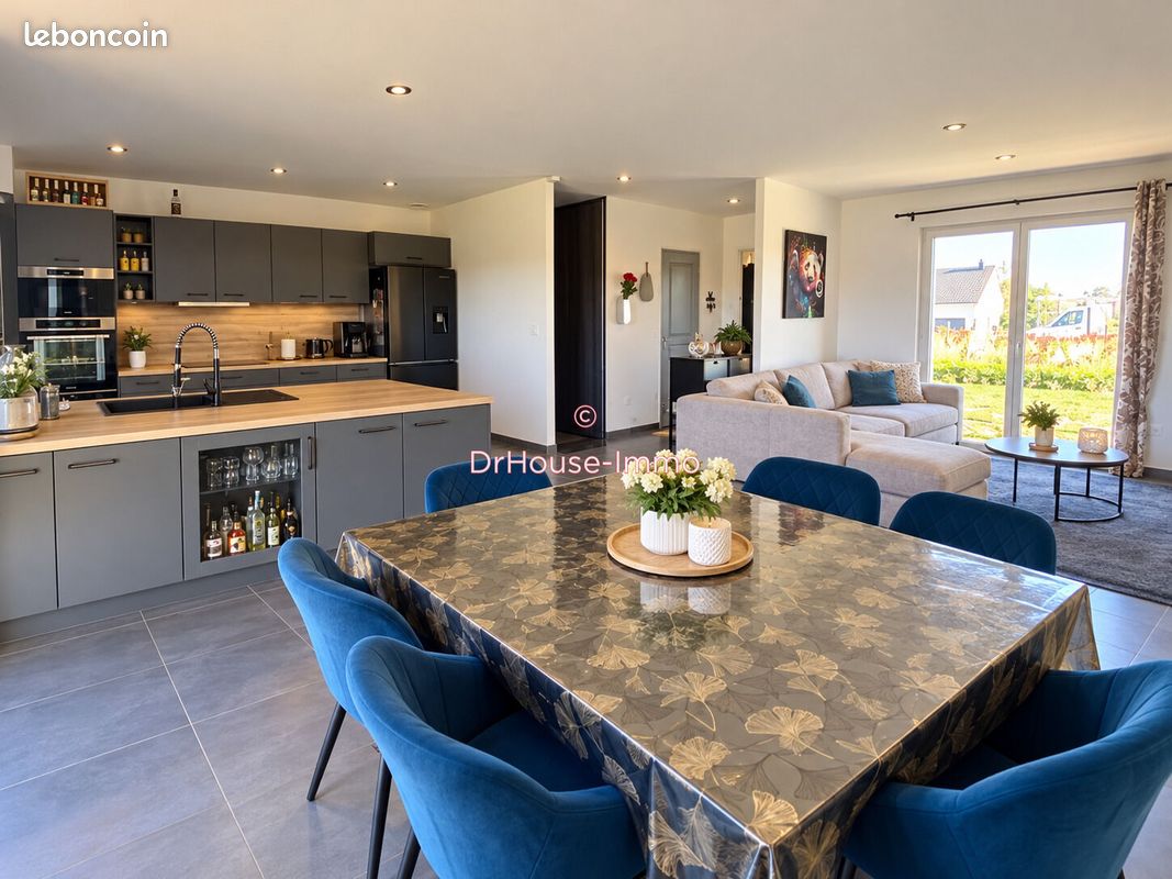 Maison 6 pièces 99 m² · à Rouxmesnil-Bouteilles · 99 m² · 283 500 €