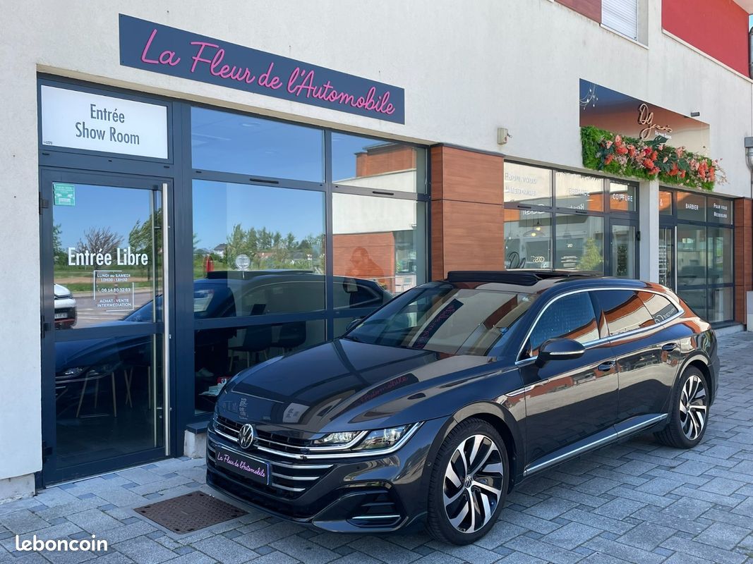 VOLKSWAGEN ARTEON SHOOTING BRAKE 2.0 TDI EVO SCR 150 DSG7 R-Line - TOIT OUVRANT - PNEUS NEUF (image 9)