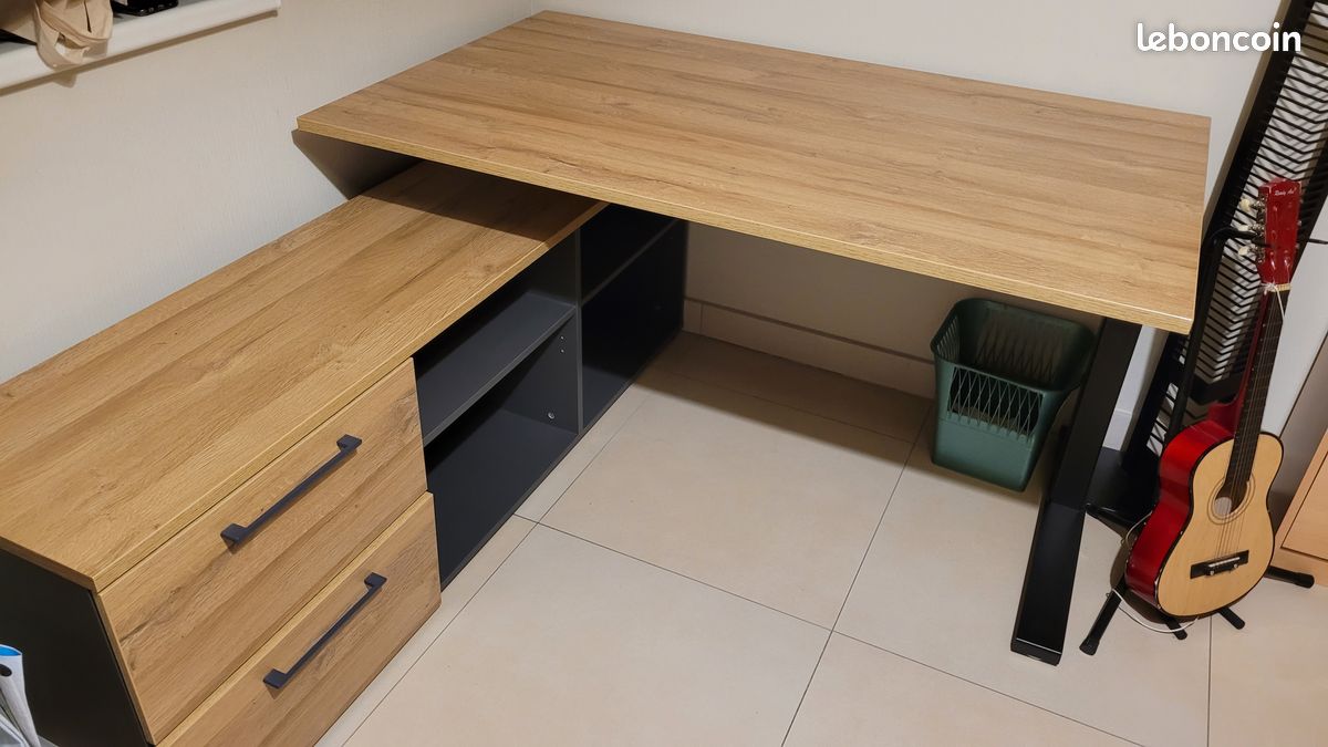 Bureau (image 3)