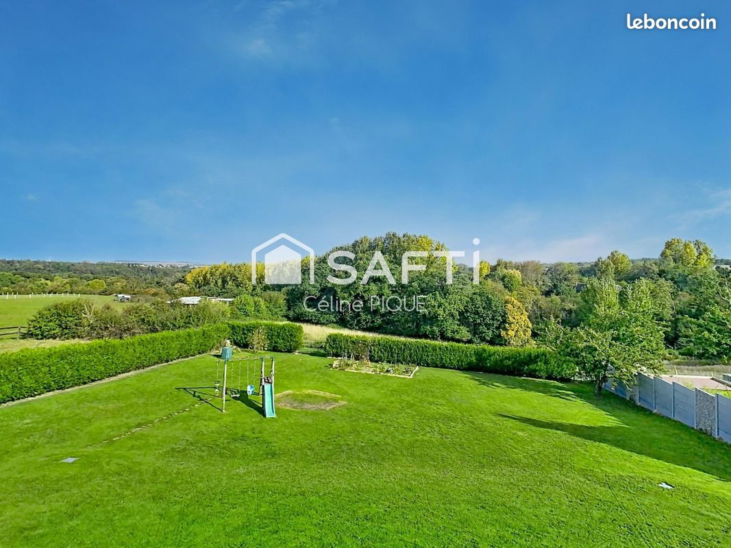 Maison 9 pièces 255 m² · à Mutrécy · 255 m² · 438 000 €