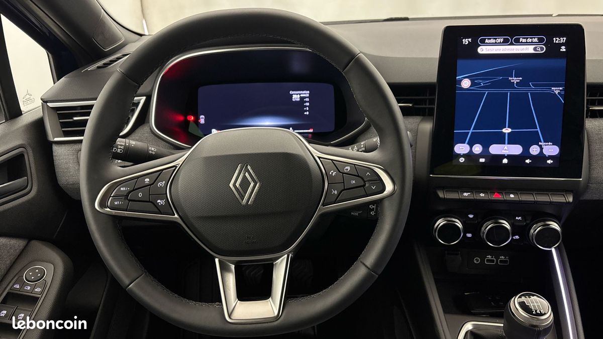 Renault clio tce 90 ch gsr2 techno (image 3)