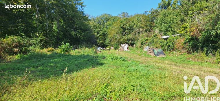 Terrain 1667 m² Luant