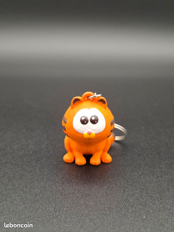 Figurine résine garfield, porte clé, peinte à la main (image 1)