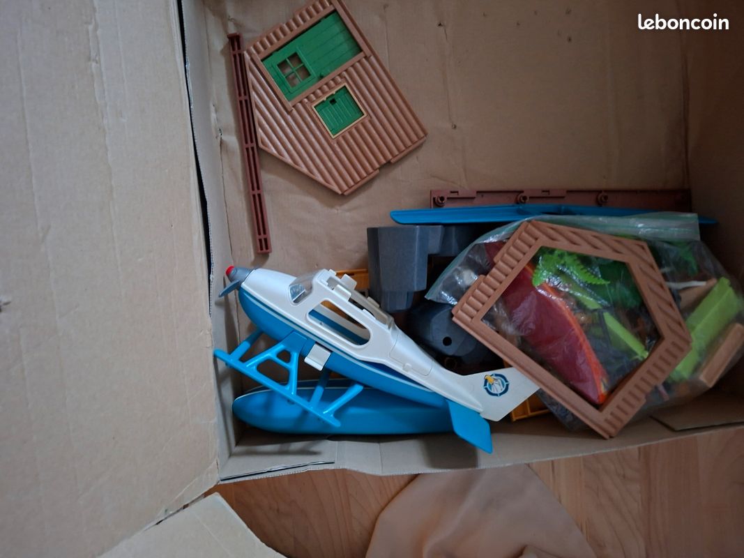 Playmobil chalet sur le lac et hydravion (image 2)