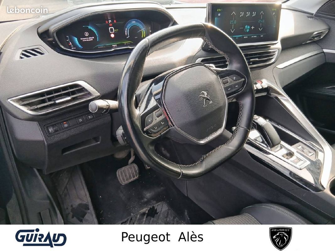 PEUGEOT 3008 Hybrid 225 e-EAT8 Allure Pack (image 8)