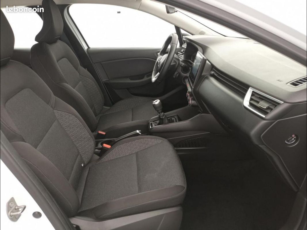 Renault Clio 1.0 TCe 90ch Equilibre (image 18)