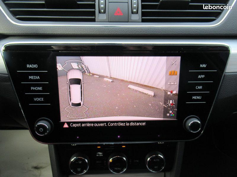 Skoda SUPERB COMBI 2.0 TDI 150CH SCR BUSINESS DSG7 (image 9)