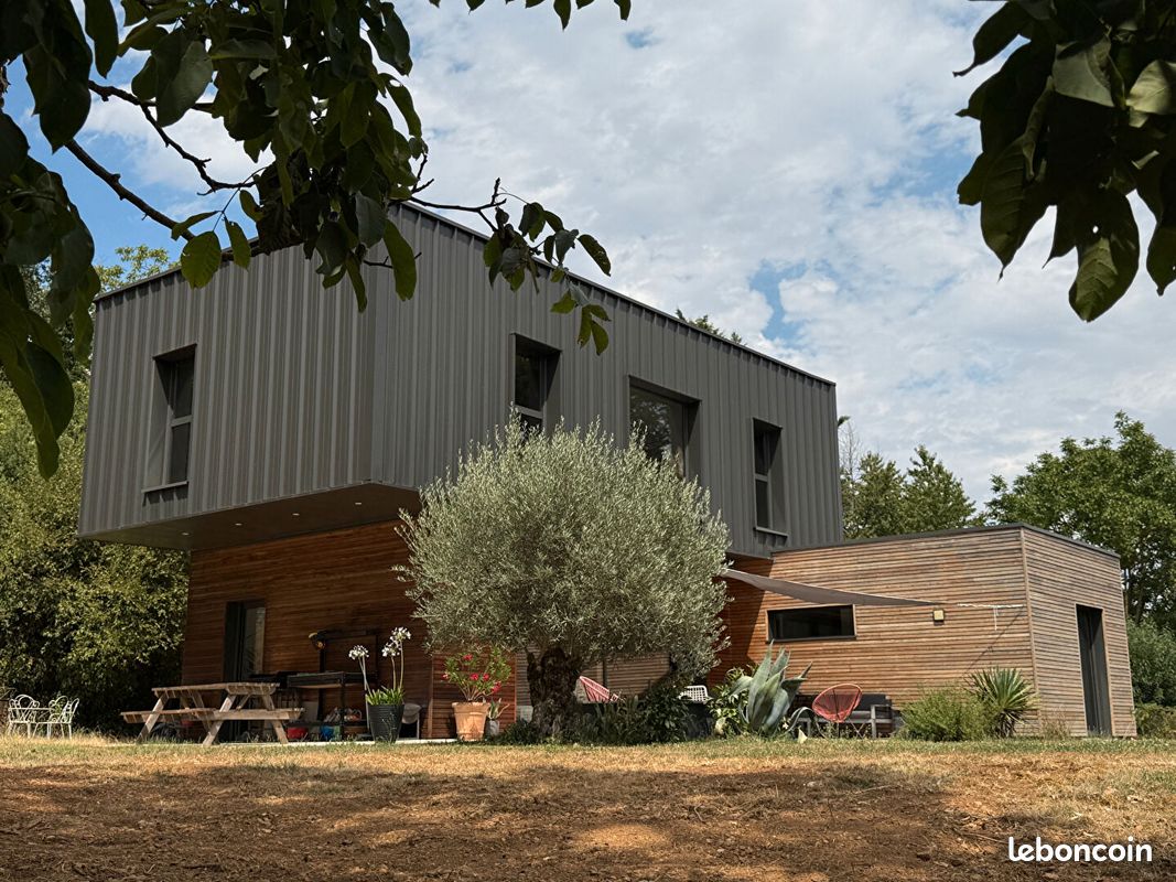 Maison 6 pièces 155 m² · à Ligugé · 155 m² · 439 900 €