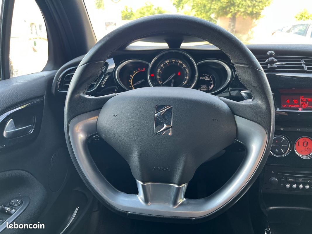 Citroen ds 3 1.6 hdi 92ch so chic/ distribution faite pour la vente (image 4)