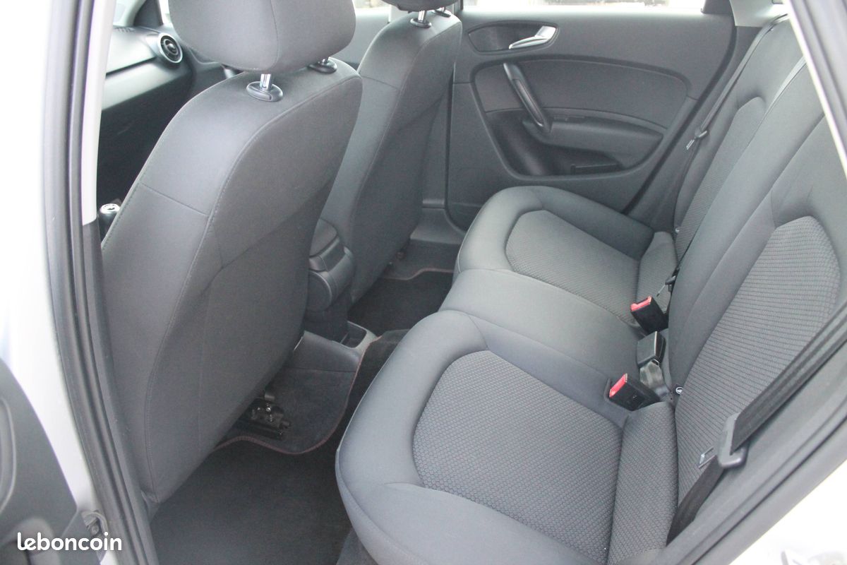 Audi A1 Sportback 1.6 TDI 16V 90cv Ambiente (image 5)