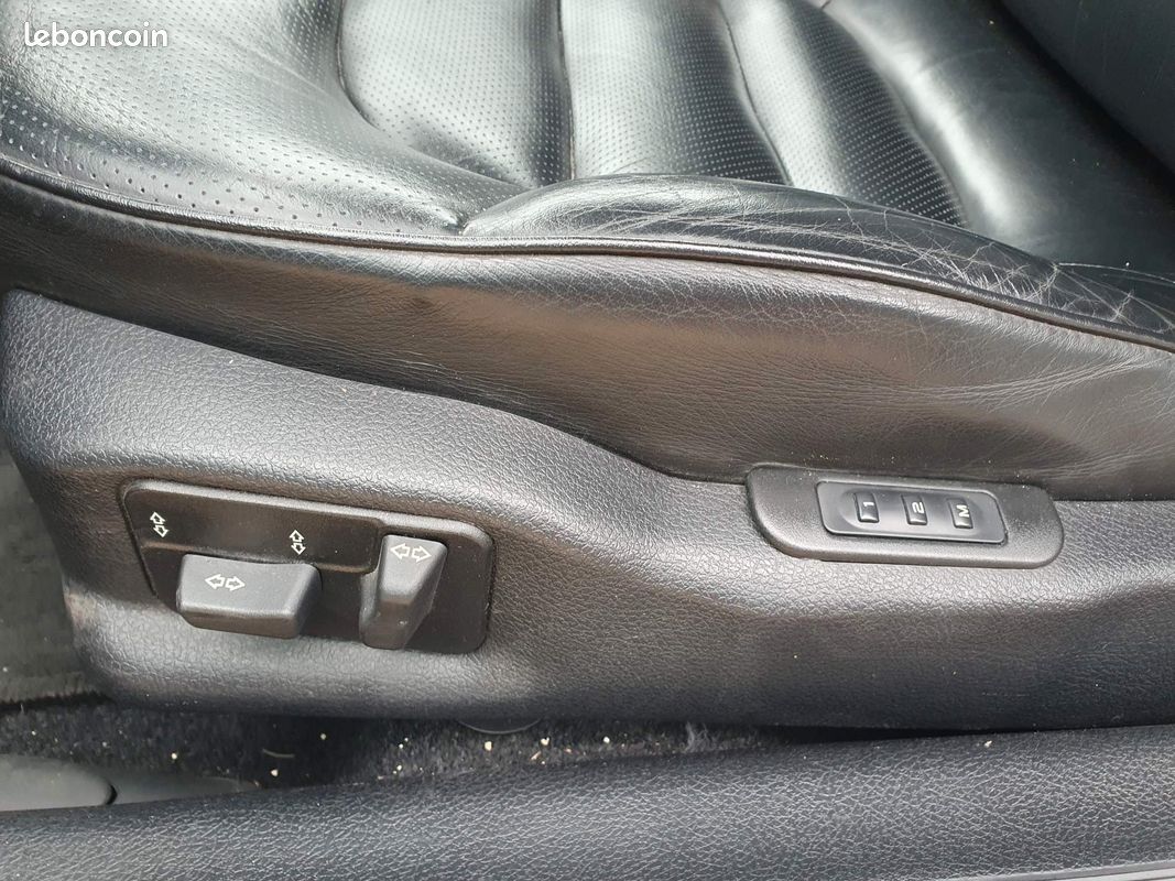 PEUGEOT 406 Cpé PACK 3.0 V6 194ch 3p (image 8)