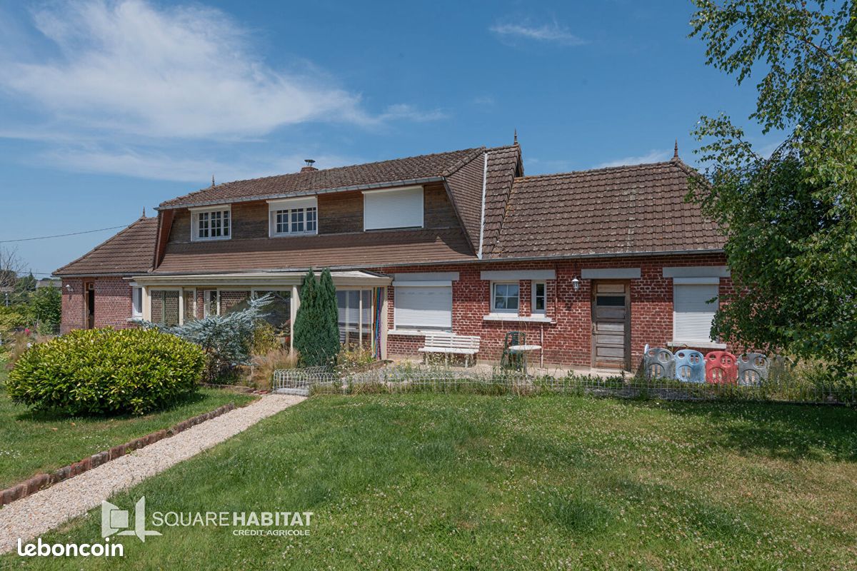 Maison 5 pièces 130 m² · à Sainte-Agathe-d'Aliermont · 130 m² · 249 900 €