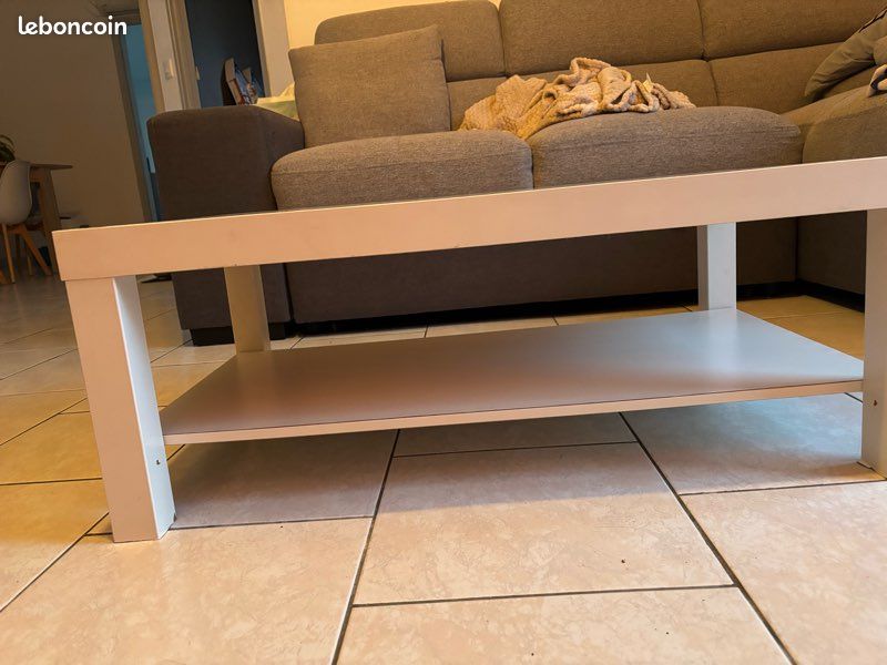 Table basse blanche (image 3)