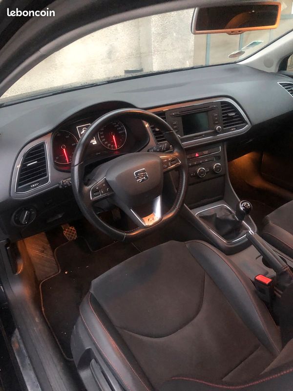 SEAT. LEON. FR. ALCANTARA. 2.0. 150 cv - Voitures