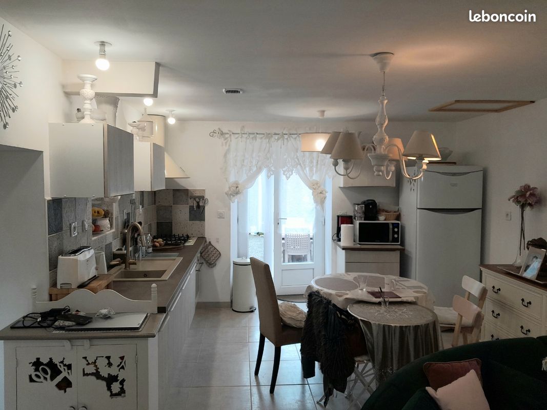 Maison 8 pièces 180 m² · à Lanvollon · 180 m² · 238 000 €