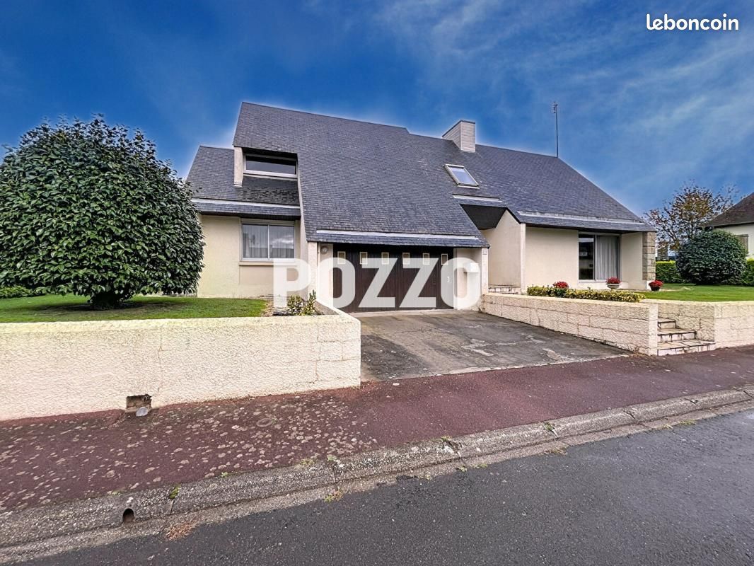 Maison 5 pièces 129 m² · à Saint-Hilaire-du-Harcouët · 129 m² · 212 000 €
