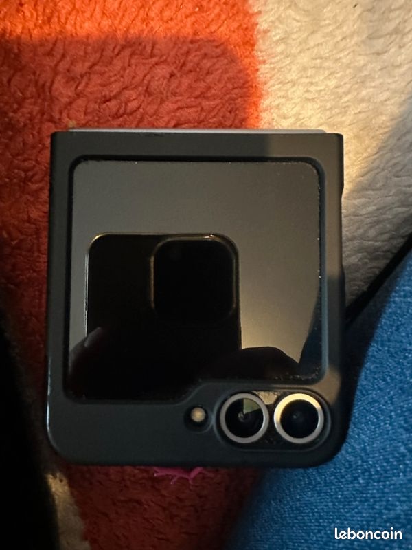 Samsung zflip 6 (image 1)