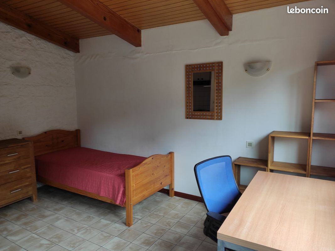 Appartement 1 pièce 18 m² · à Épinal · 18 m² · 325 €
