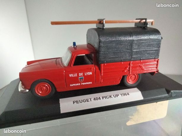 Peugeot 404 Pick-up Bâché Marron (1964) - Eligor - Échelle 1/43 - Miniature Collection