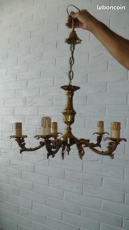Lustre de Style royal (image 1)