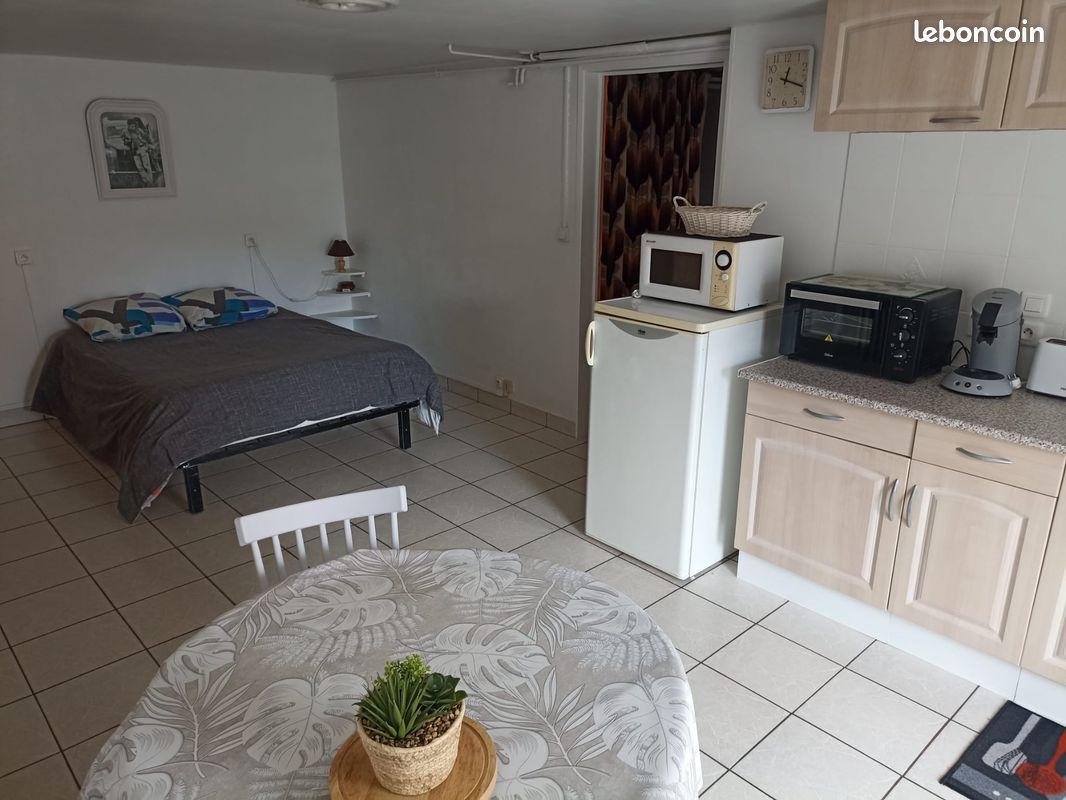 Appartement 1 pièce 35 m² · à Ceyrat · 35 m² · 490 €/mois