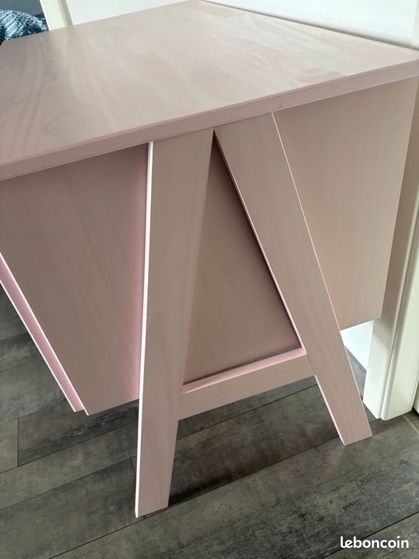 Bureau rose (image 2)