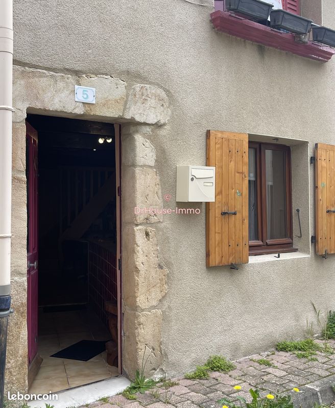 Maison 3 pièces 69 m² · à Vernoux-en-Vivarais · 69 m² · 78 000 €