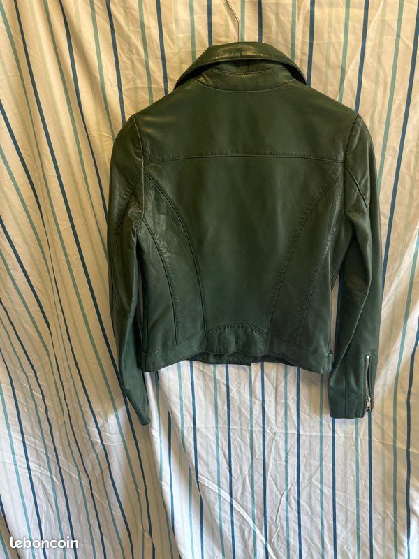 Cuir naf naf taille 34 ou xs neuve avec étiquette (image 2)