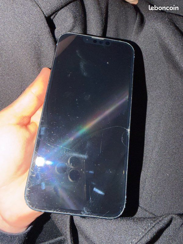 IPhone 13 (image 1)