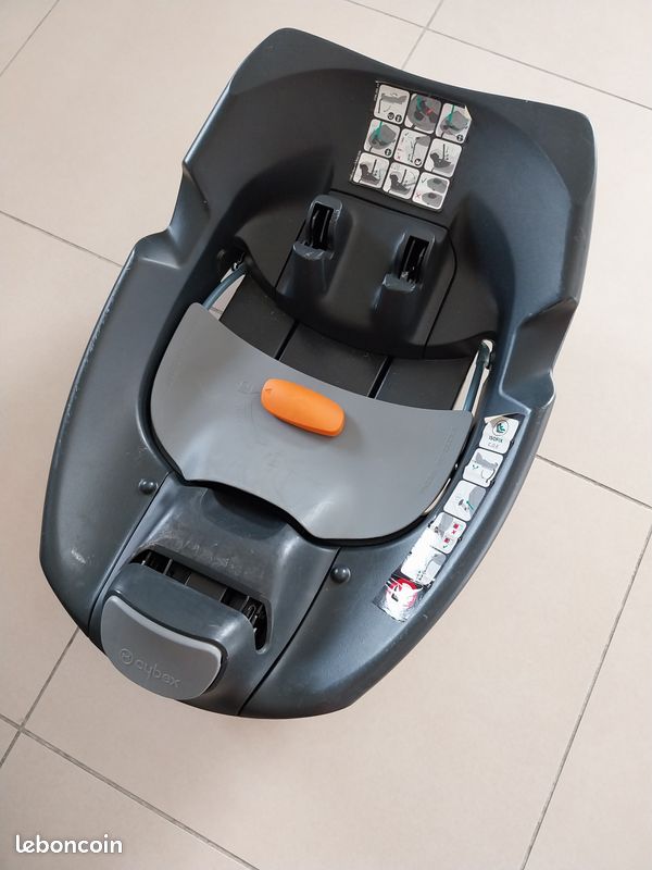 Siège bébé + base isofixe Cybex platinium (image 2)