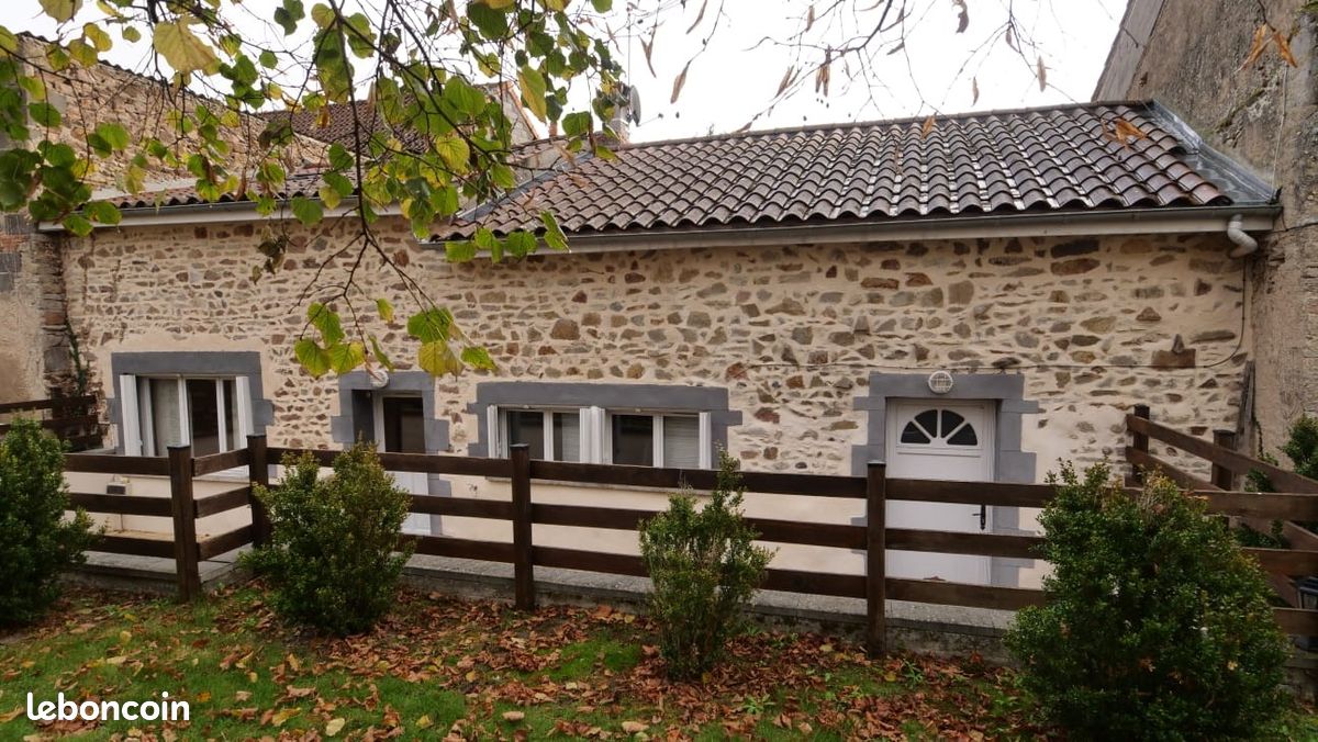 Maison 4 pièces 113 m² · à Saint-Myon · 113 m² · 895 €/mois