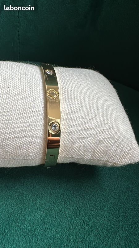 Bracelet (image 2)