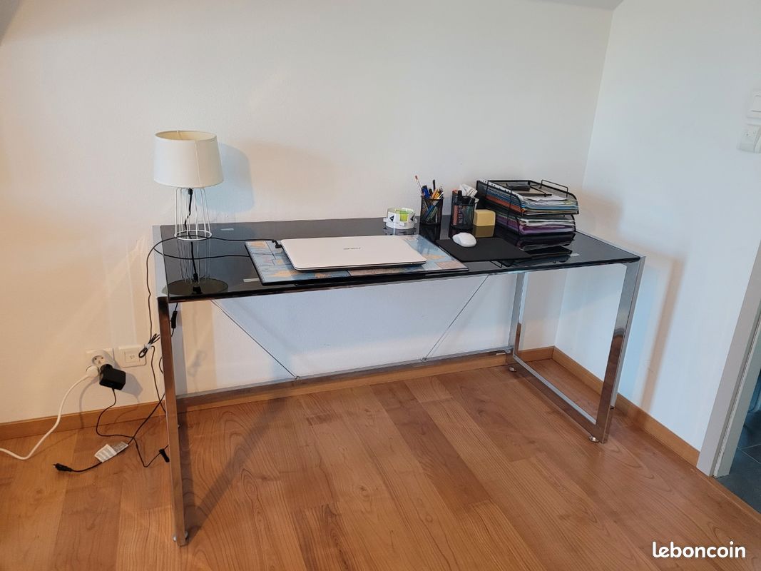 Bureau en metal et en verre noir (image 1)