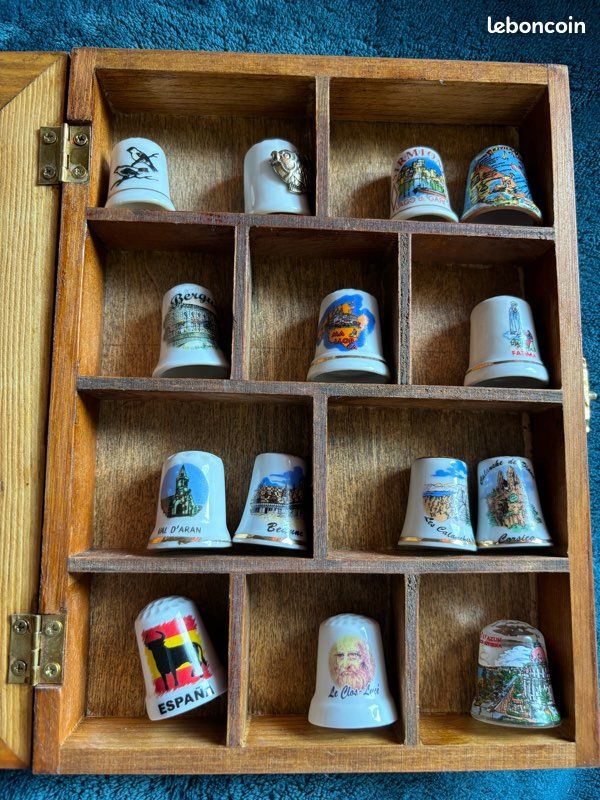 Vitrine 2 avec 14 dés à coudre de collection (image 3)