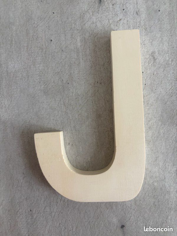 Lettre en bois J artemio 19 cm (image 2)