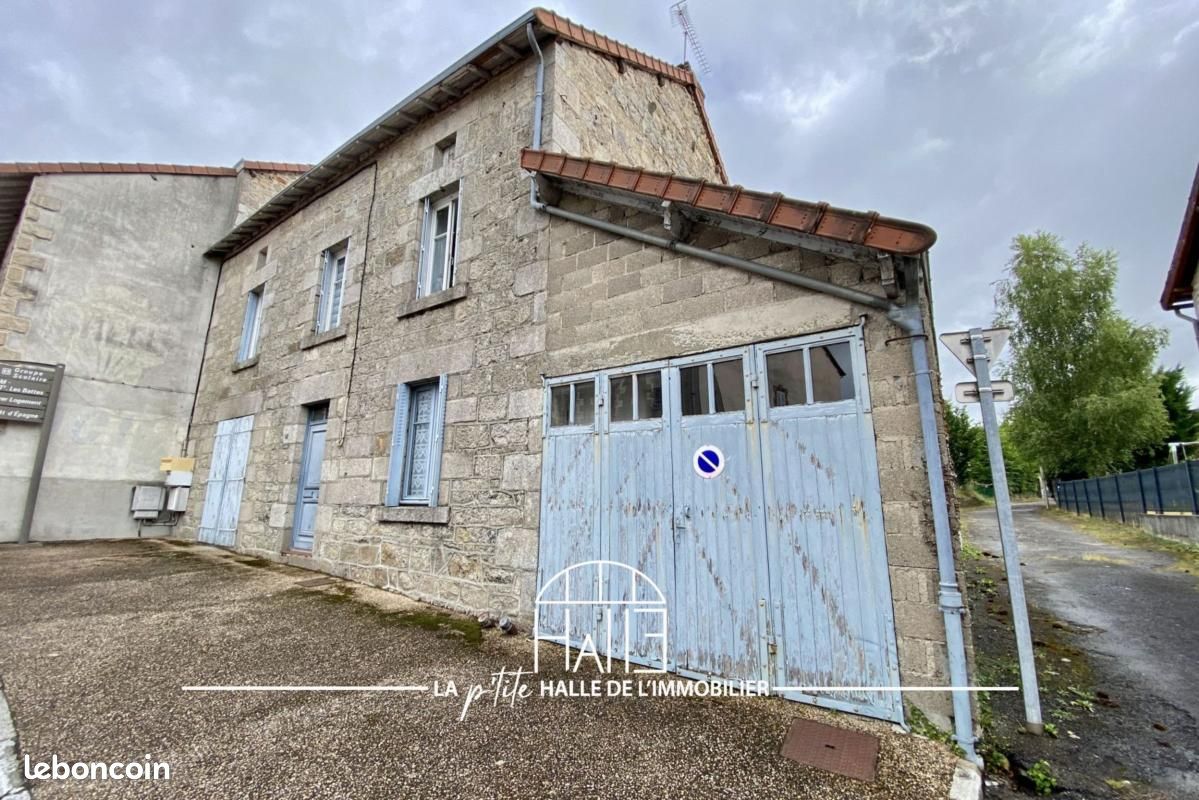 Immeuble 122 m² · à Sauviat-sur-Vige · 122 m² · 54 900 €