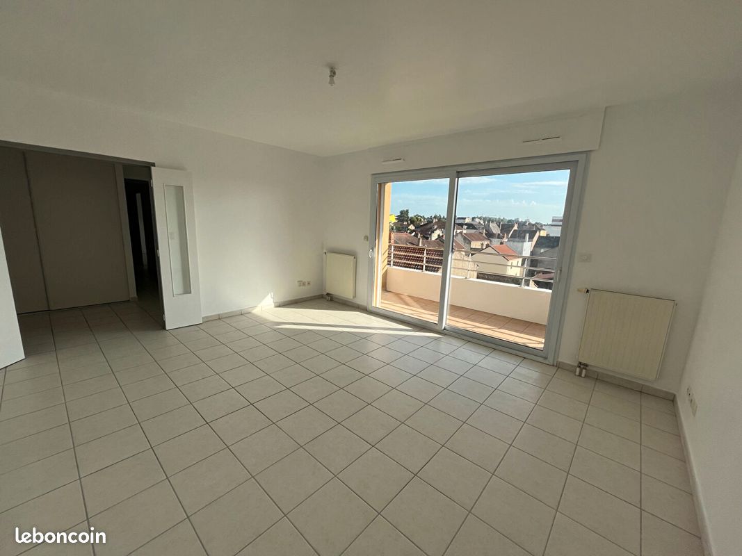 Appartement 2 pièces 68 m² · à Montceau-les-Mines · 68 m² · 775 €/mois